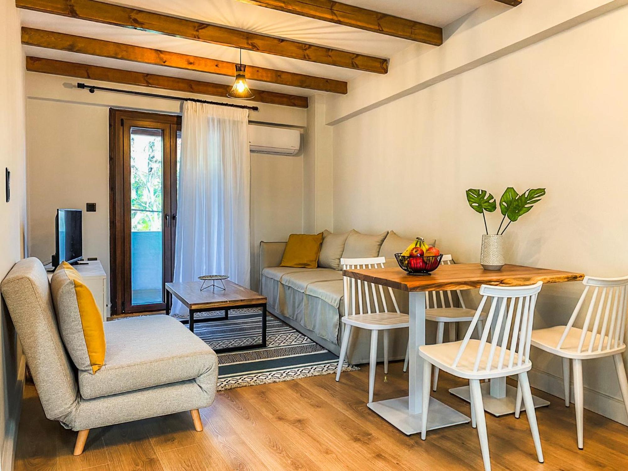 Apellou Apartments Самос Экстерьер фото